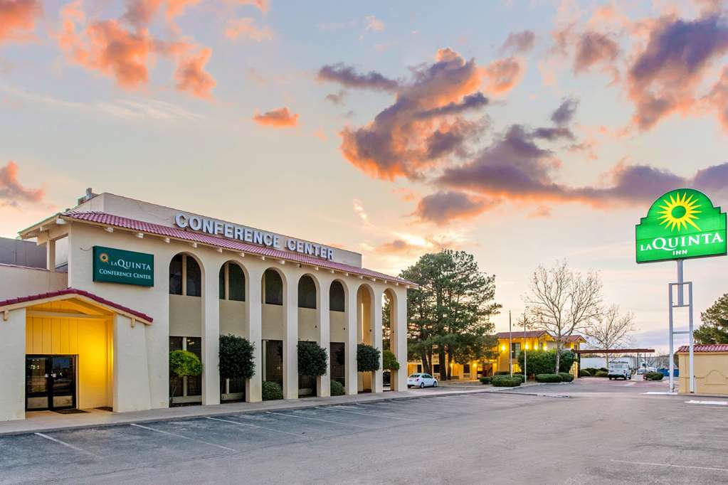 La Quinta Inn by Wyndham and Conference Center San Angelo - photo 3