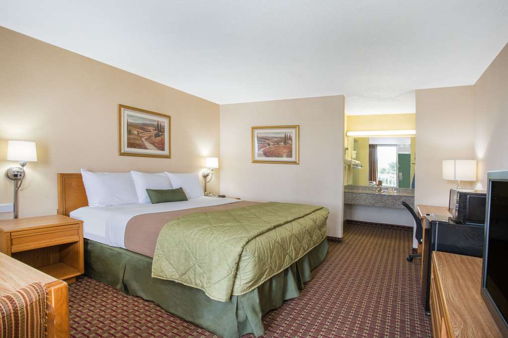 Ramada by Wyndham Wytheville - photo 3