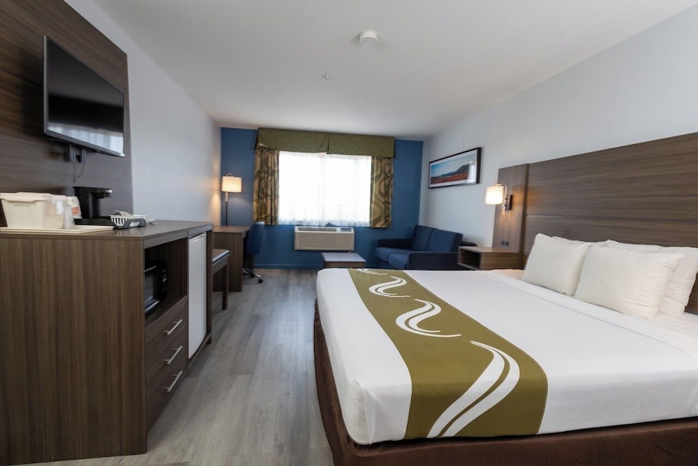 Quality Inn & Suites Tulare - photo 5
