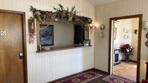 Victorian Inn - photo 5