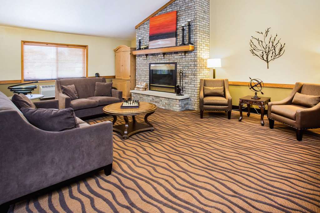 AmericInn by Wyndham Menomonie - photo 3