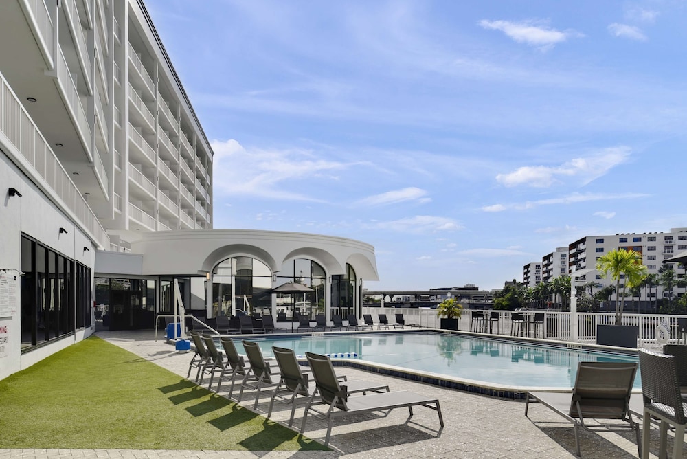 Hotel image of Hotel Tampa Riverwalk