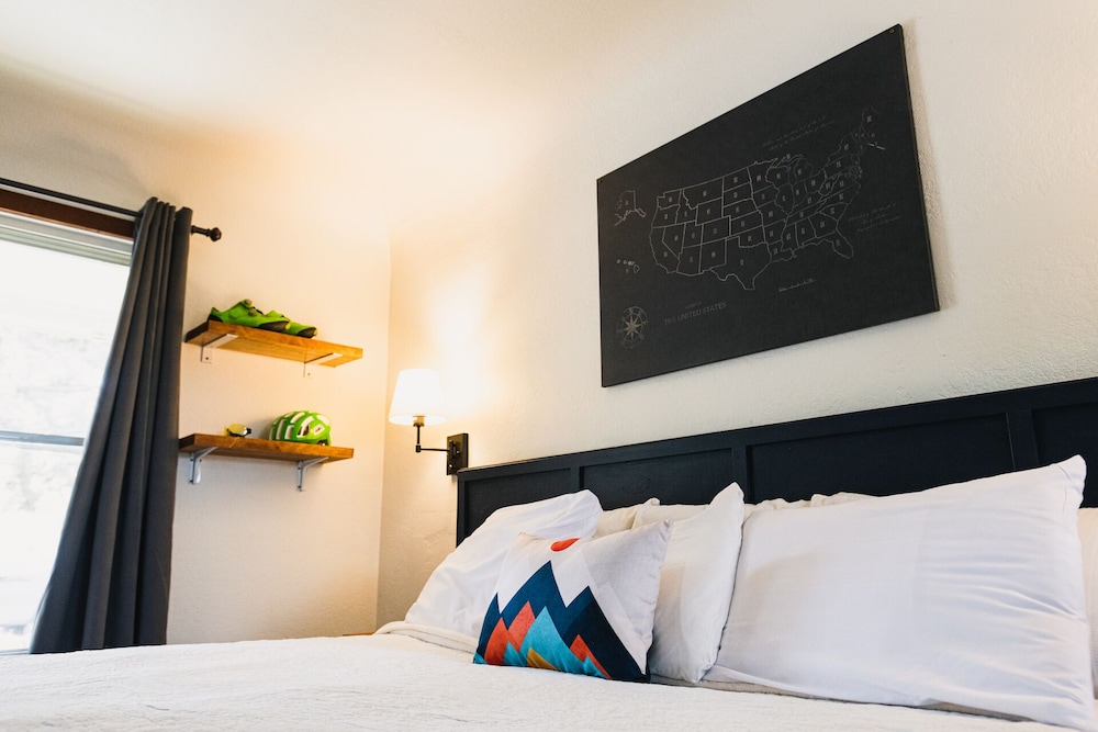 Left Coast Lodge - photo 2