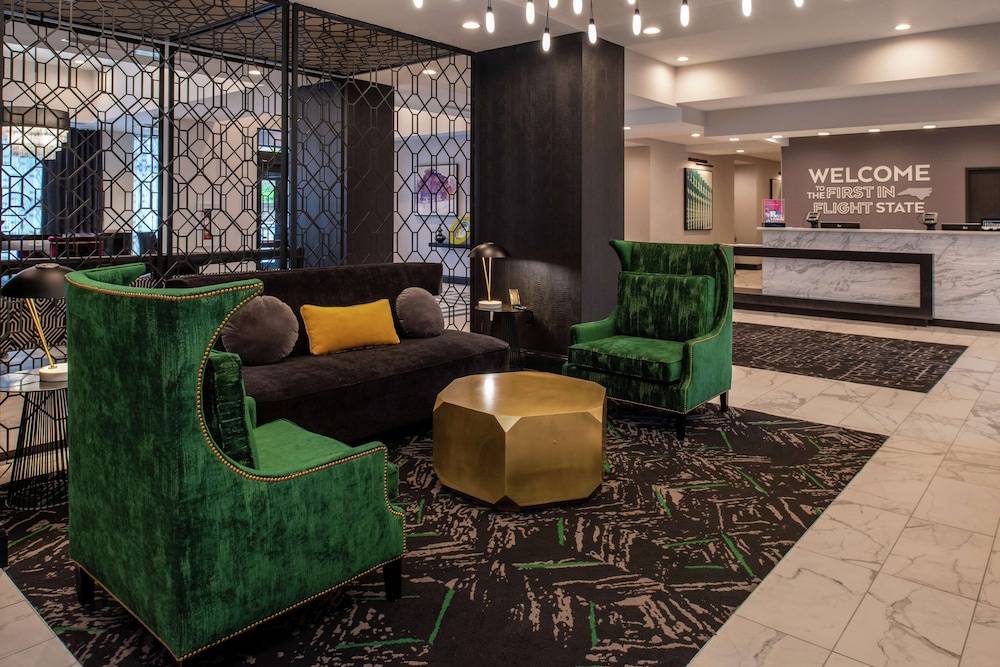 Hampton Inn & Suites Winston Salem Downtown - photo 4