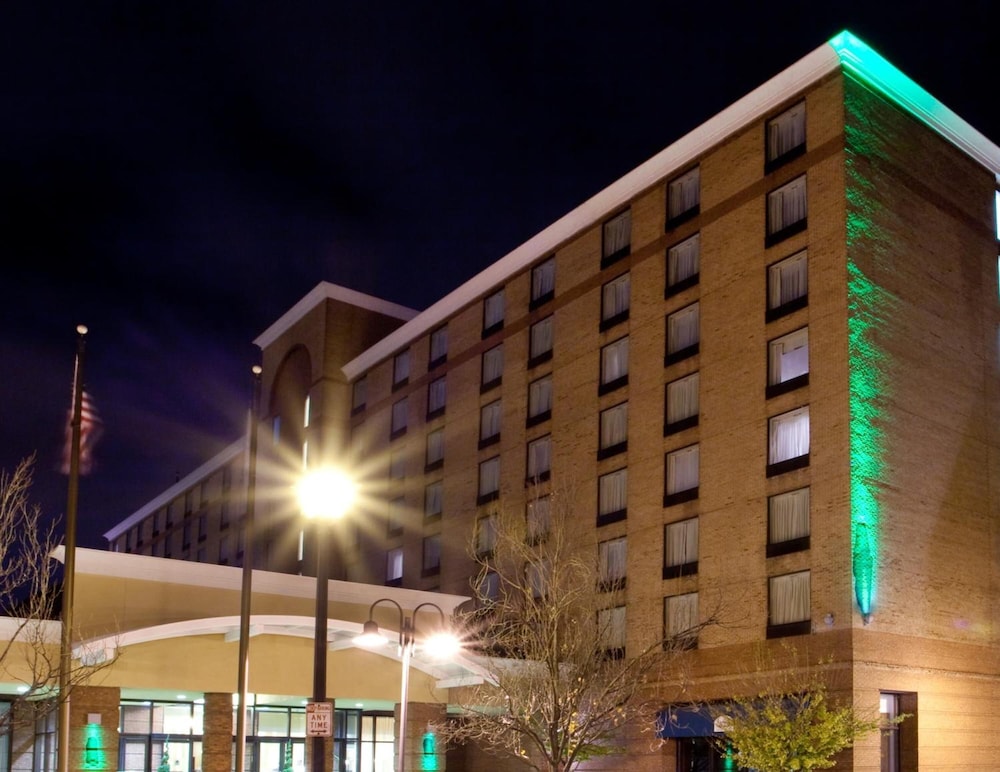 Lynchburg Grand Hotel - featured photo