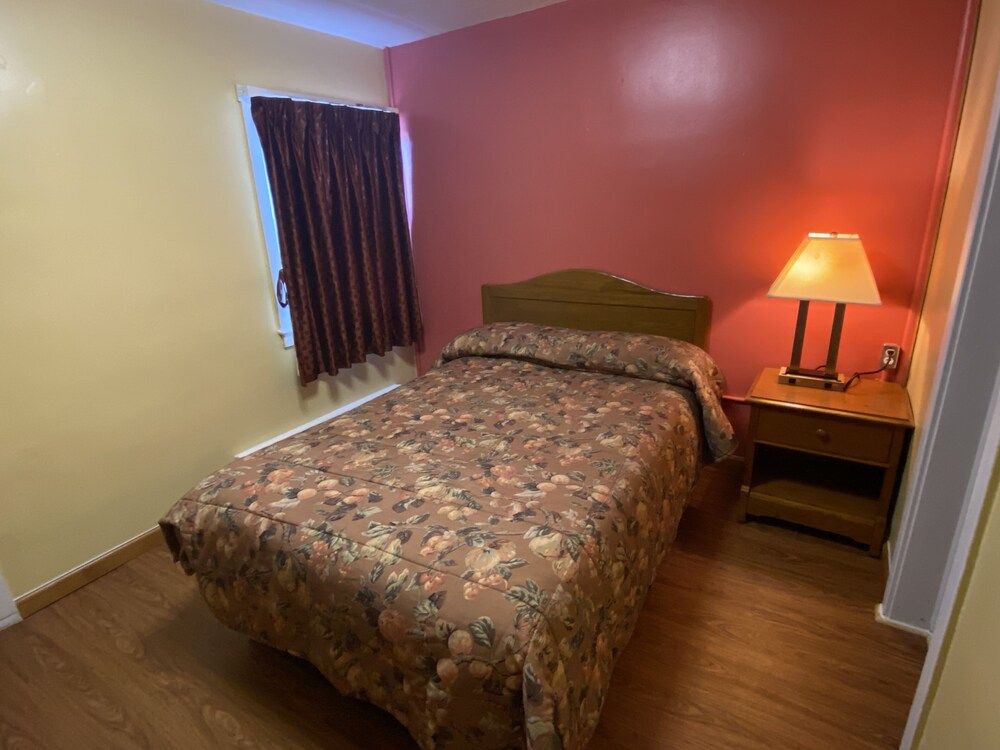 Gateway Inn - photo 3