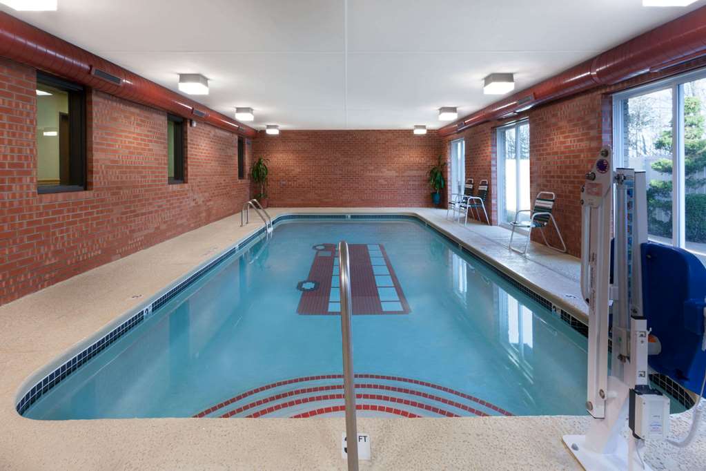 Baymont by Wyndham Midland - photo 4