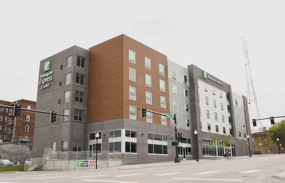Holiday Inn Express And Suites Omaha Downtown Old Market an IHG Hotel - featured photo