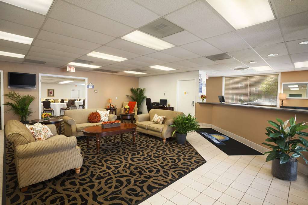 Days Inn by Wyndham WestEnd Alexandria VA Washington DC Area - photo 5