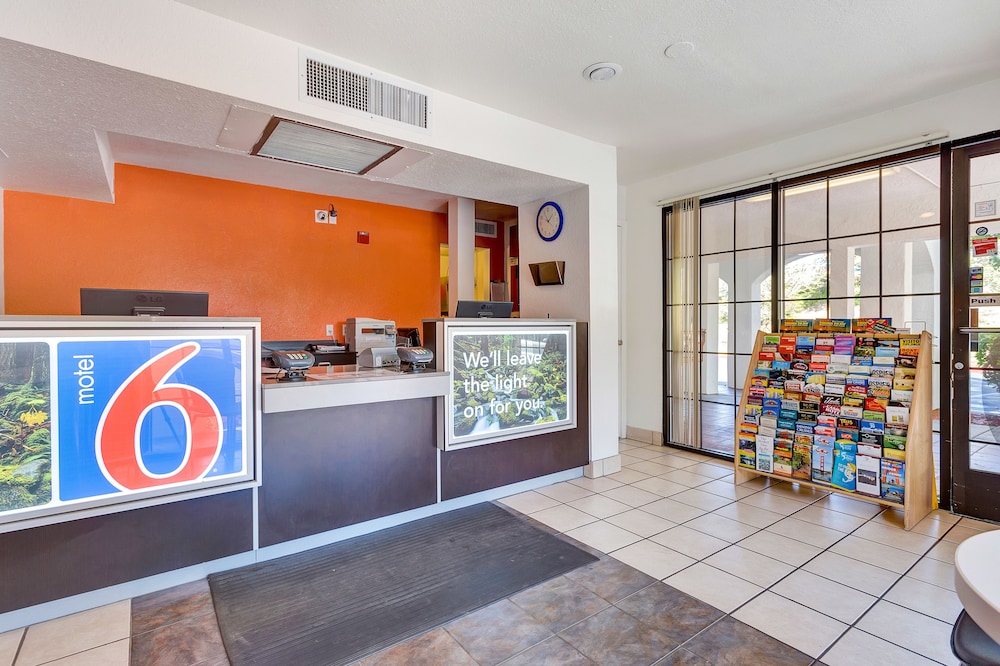 Park Inn by Radisson Santa Rosa North - photo 3