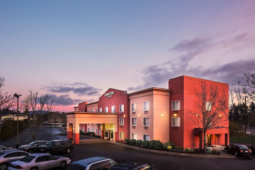 DoubleTree by Hilton Portland Beaverton - featured photo