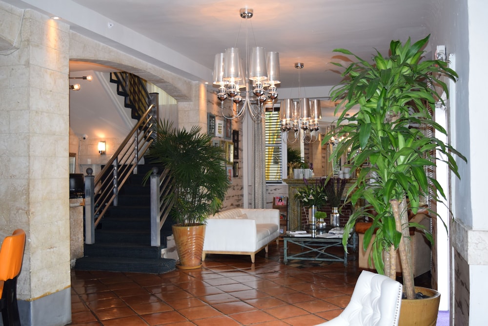 Hotel Shelley - photo 2
