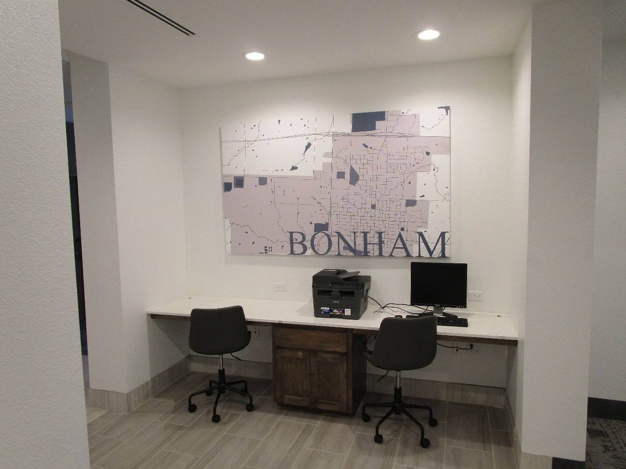 Best Western Plus Bonham - photo 2