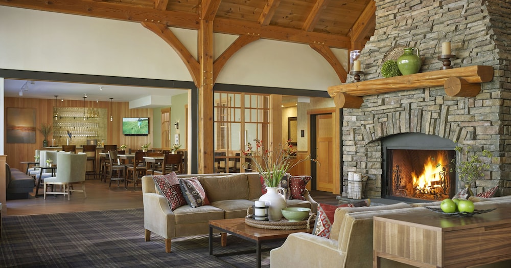 Green Mountain Suites Hotel - featured photo