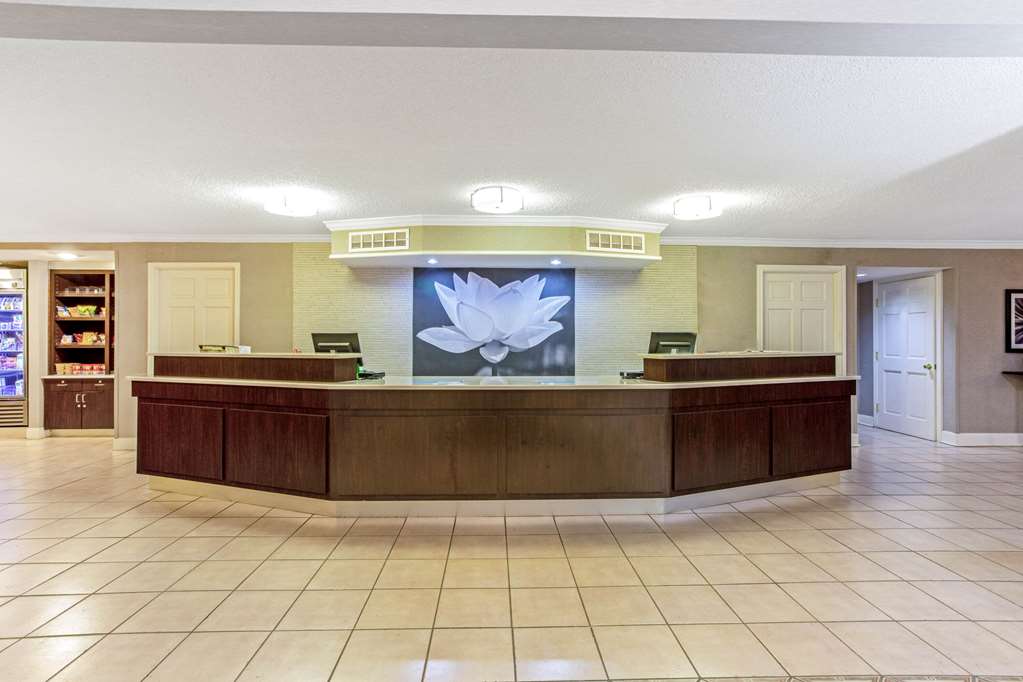 La Quinta Inn by Wyndham and Conference Center San Angelo - photo 5