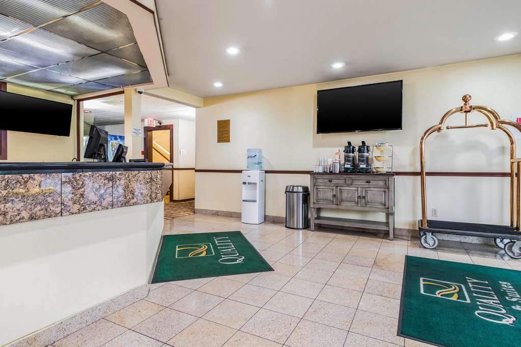 Quality Inn & Suites Lacey Olympia - photo 5