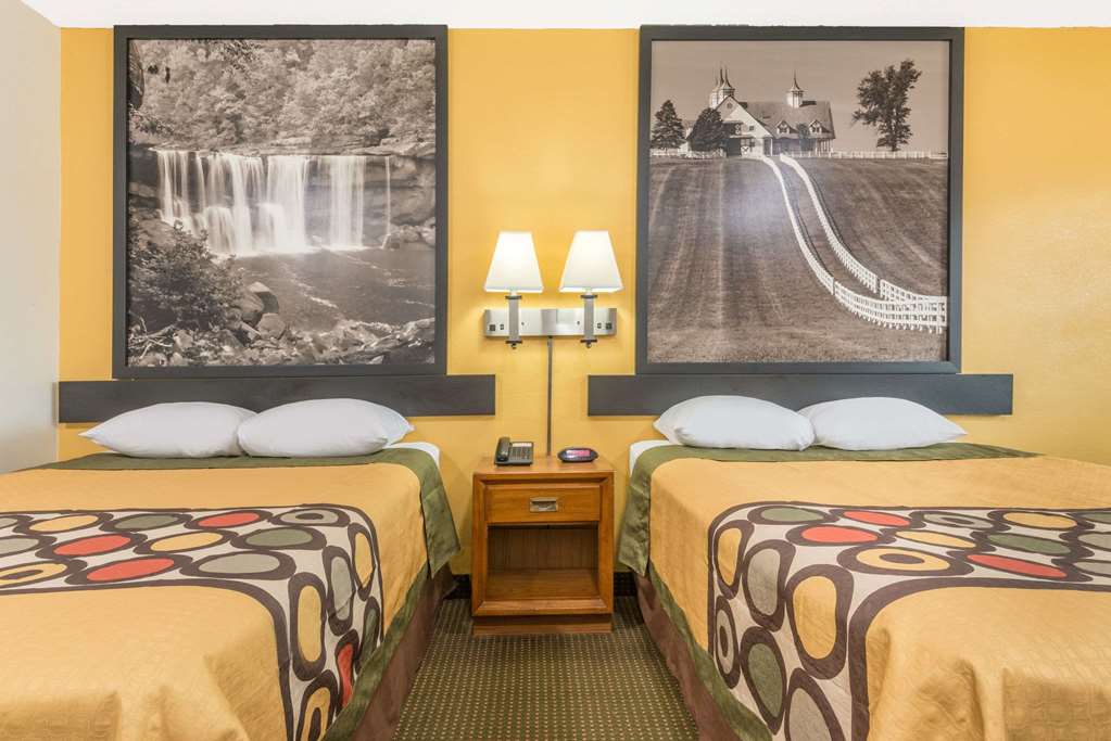 Super 8 by Wyndham Williamsburg - photo 5