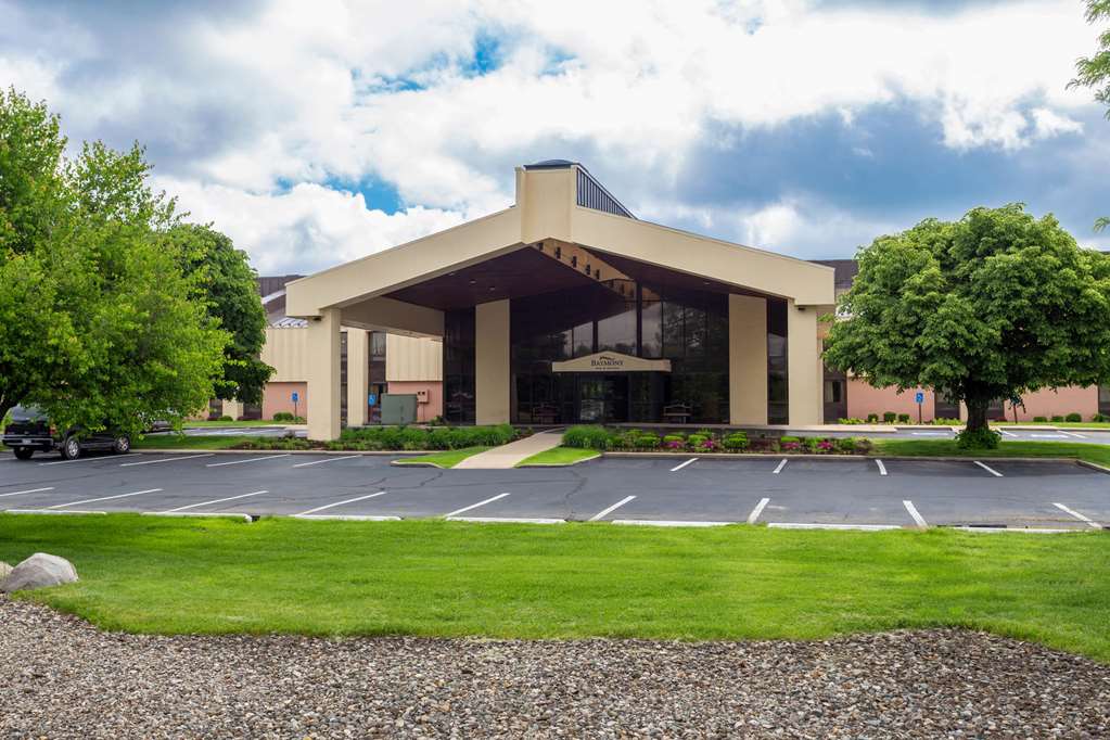 Baymont by Wyndham Elkhart - photo 4