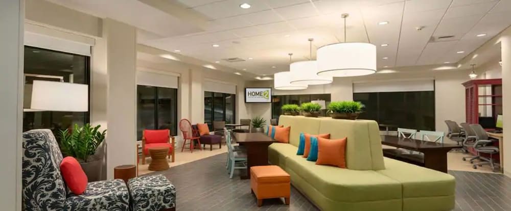 Home2 Suites by Hilton Holland - photo 4