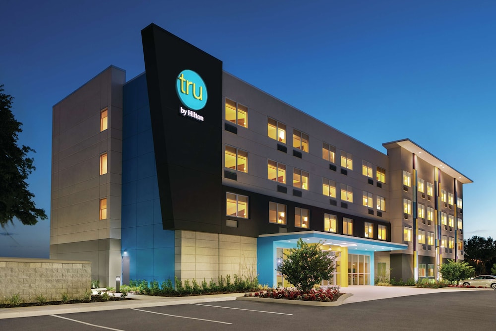 Tru By Hilton Sebring - featured photo