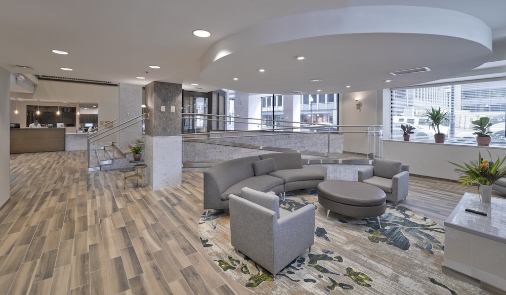 Candlewood Suites Baltimore Inner Harbor an IHG Hotel - photo 2