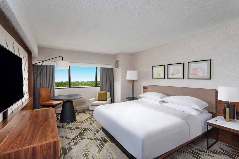 Sheraton Edison - featured photo
