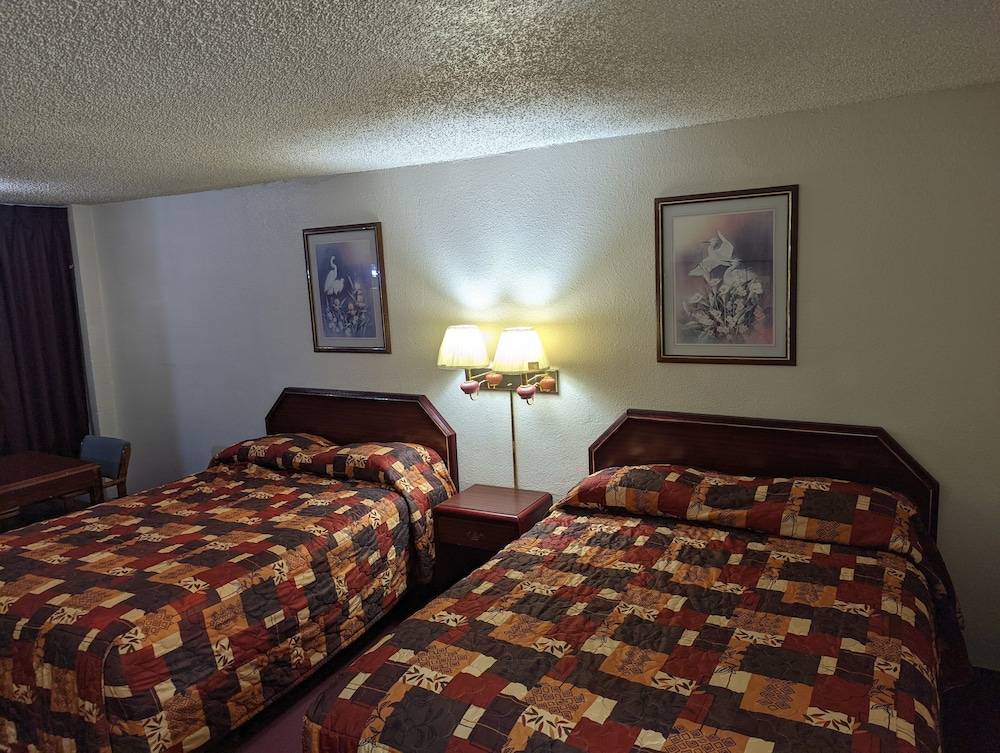 Luxury Inn - photo 5
