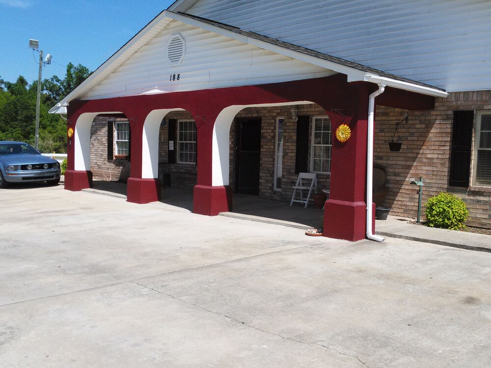 Ashley Lodge - featured photo