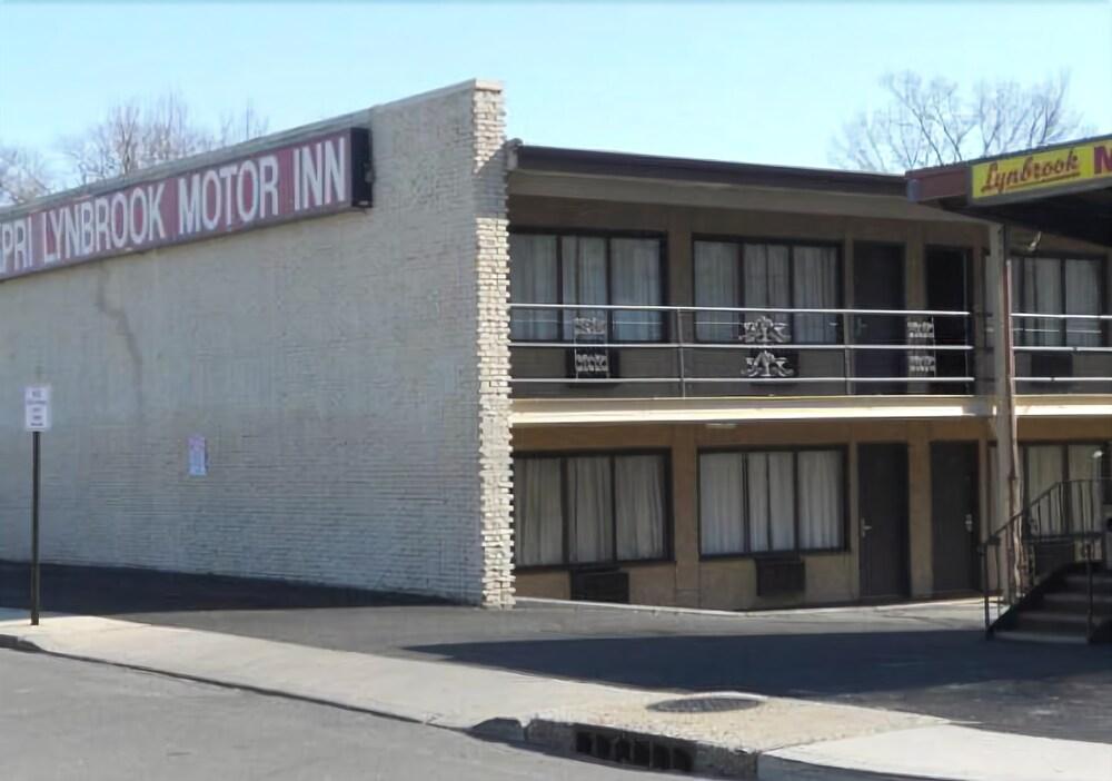 Capri Lynbrook Motor Inn - photo 3