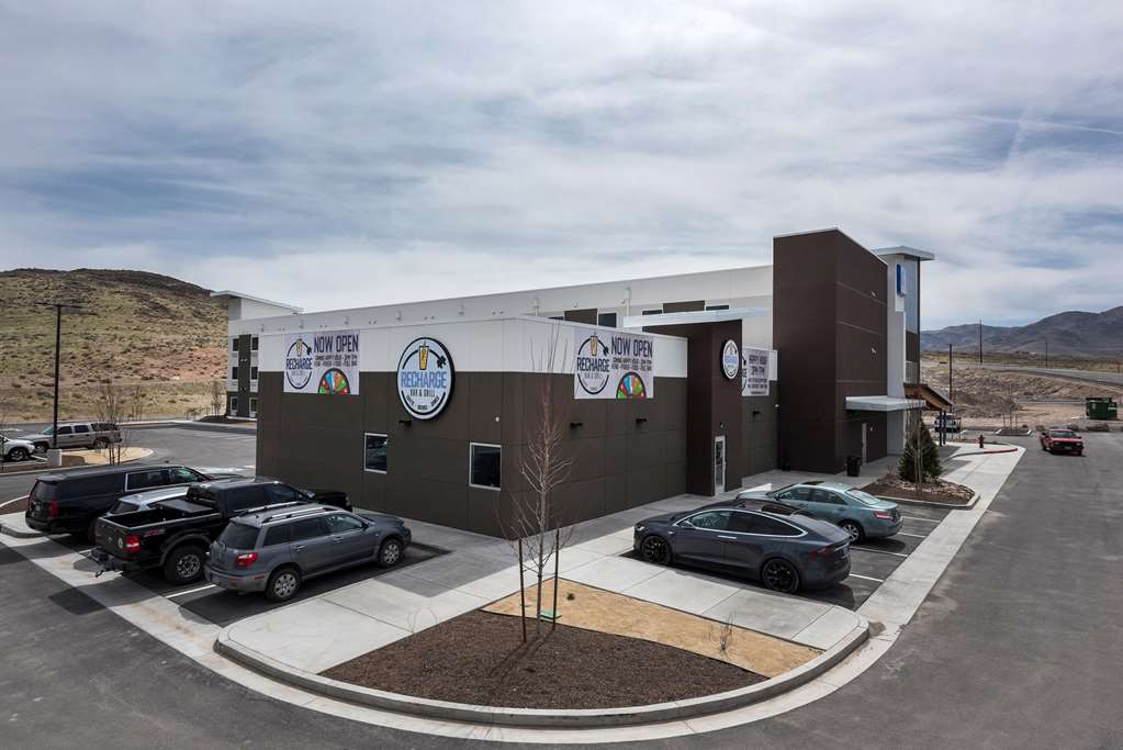 Studio 6 Mccarran NV Sparks Tahoe Reno Industrial Center - photo 2