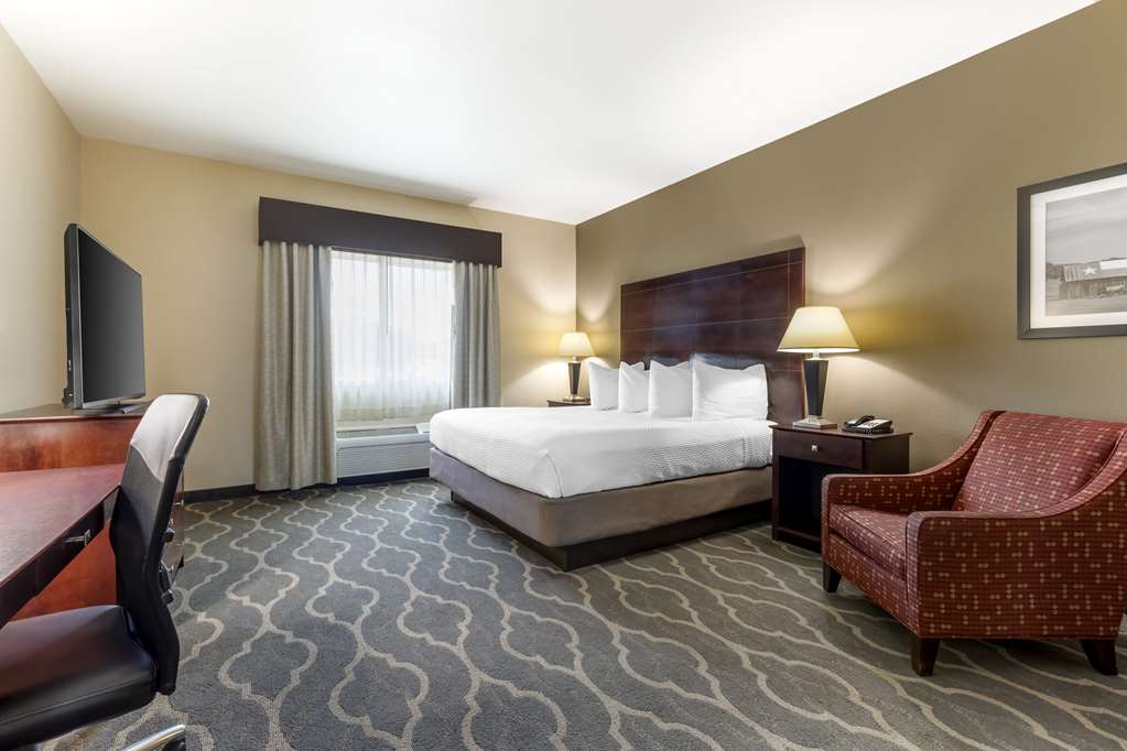 Best Western Plus Burleson Inn & Suites - photo 3