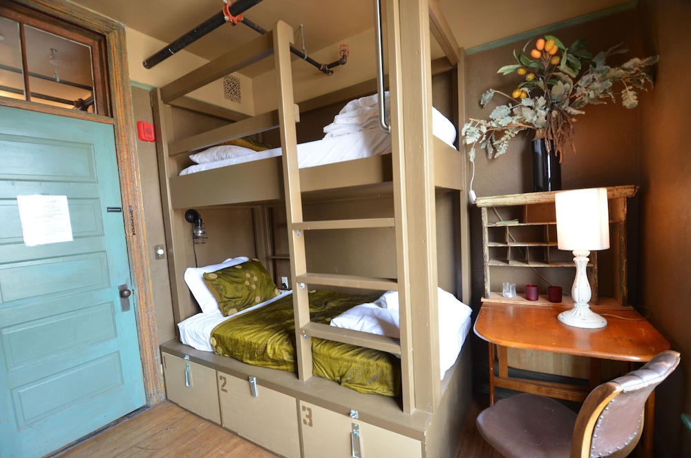 Michie Hostel - photo 4