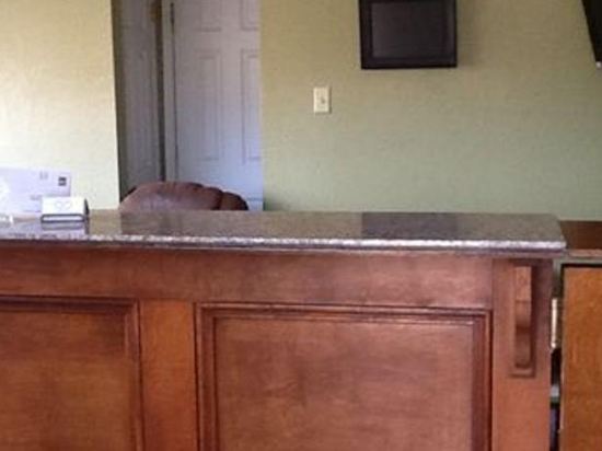 Deluxe Inn Vicksburg Mississippi - photo 2