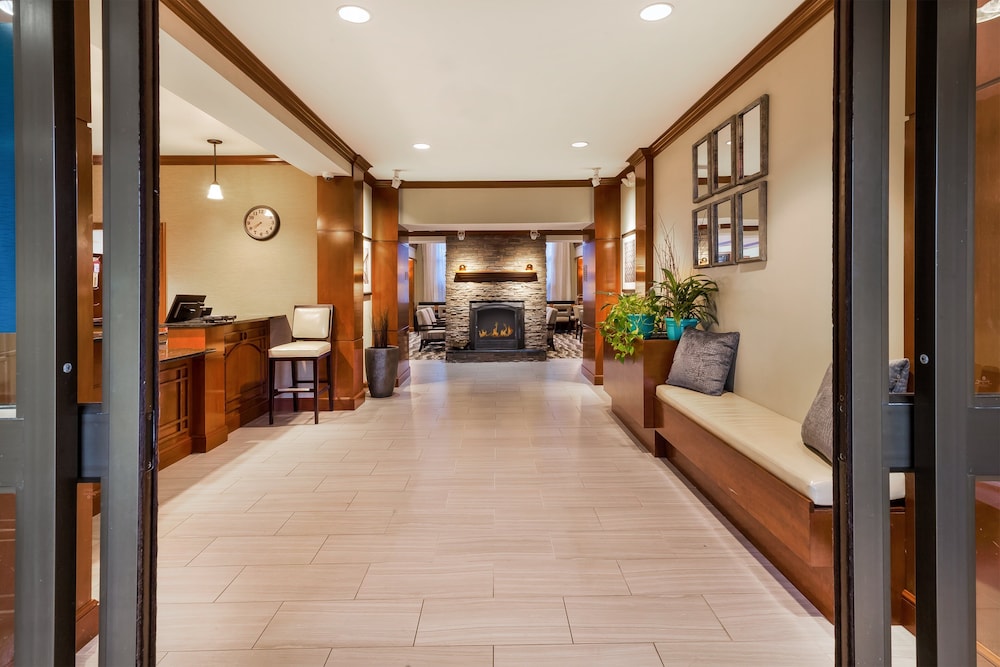Staybridge Suites Kalamazoo an IHG Hotel - photo 3