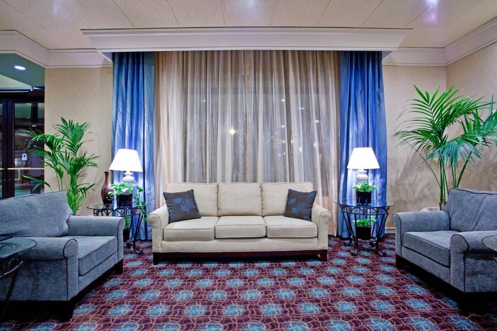 Lynchburg Grand Hotel - photo 4