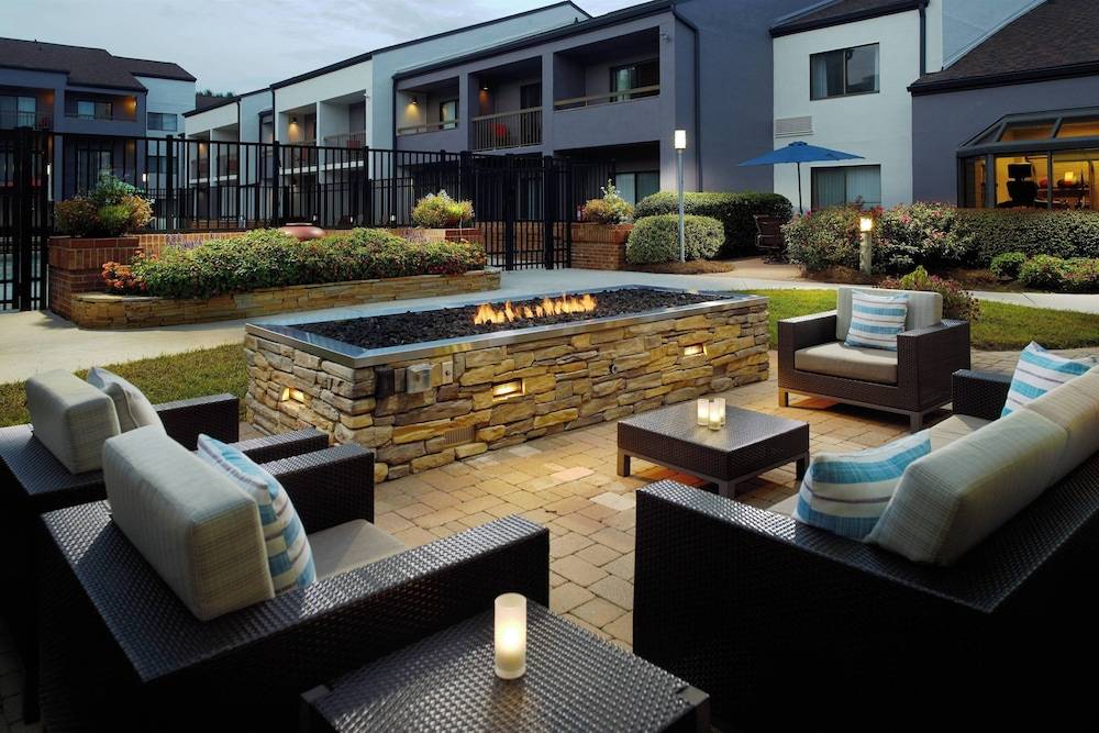 Courtyard by Marriott Raleigh Midtown - featured photo