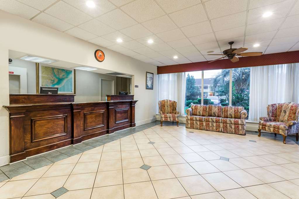 Super 8 by Wyndham Hardeeville Savannah North - photo 3