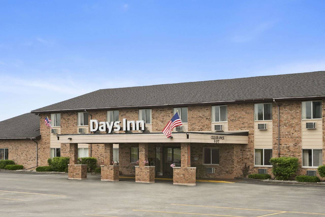 Baymont by Wyndham Manistee - photo 4