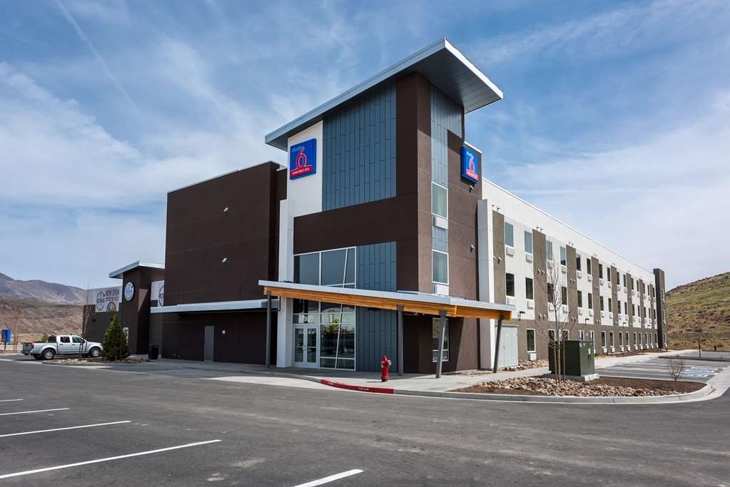 Studio 6 Mccarran NV Sparks Tahoe Reno Industrial Center - featured photo