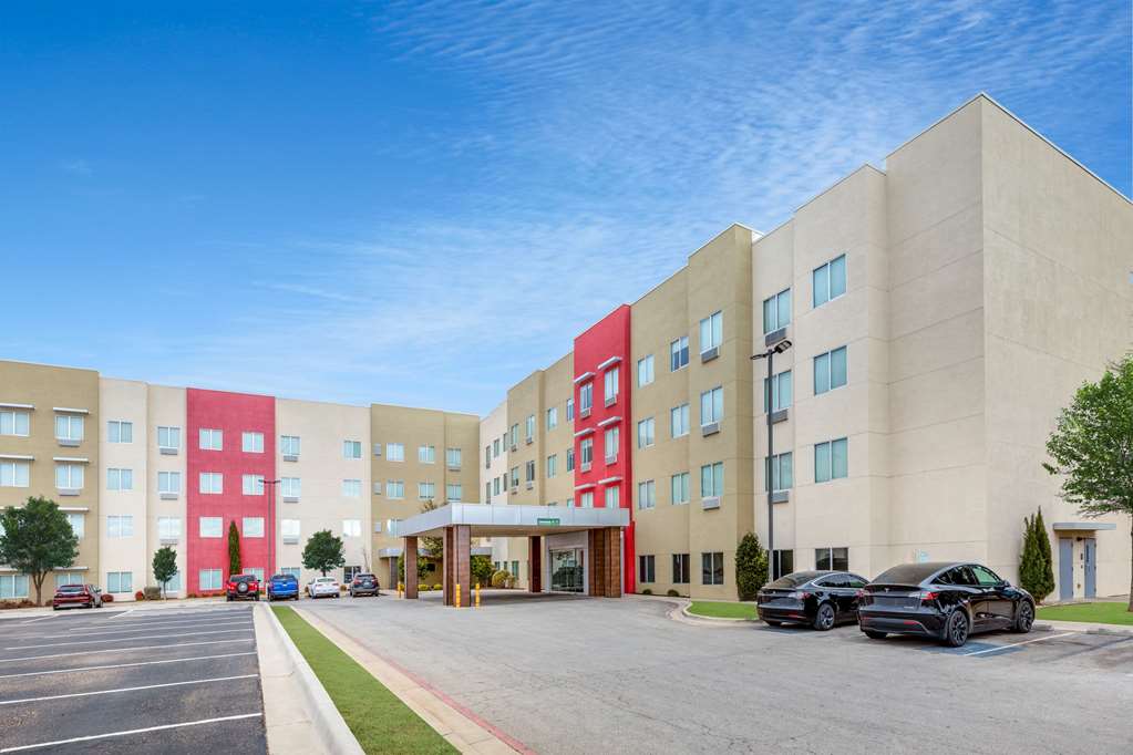 Hawthorn Suites by Wyndham Lubbock - photo 2