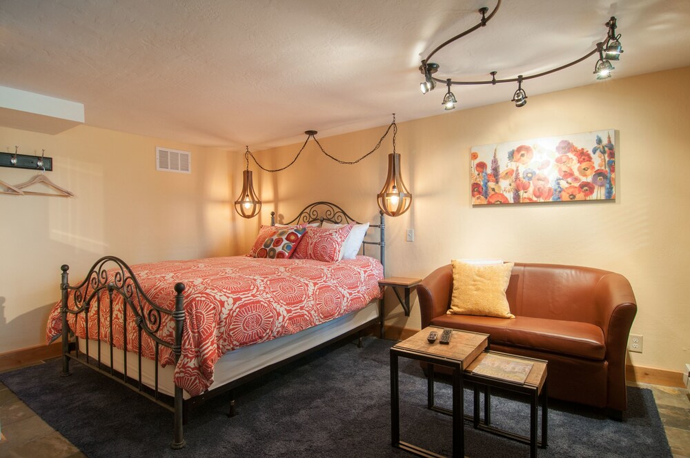 Boise Hillside Suites - photo 2