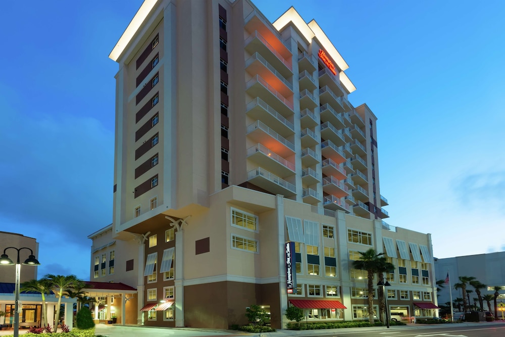 Hampton Inn & Suites Clearwater Beach - featured photo