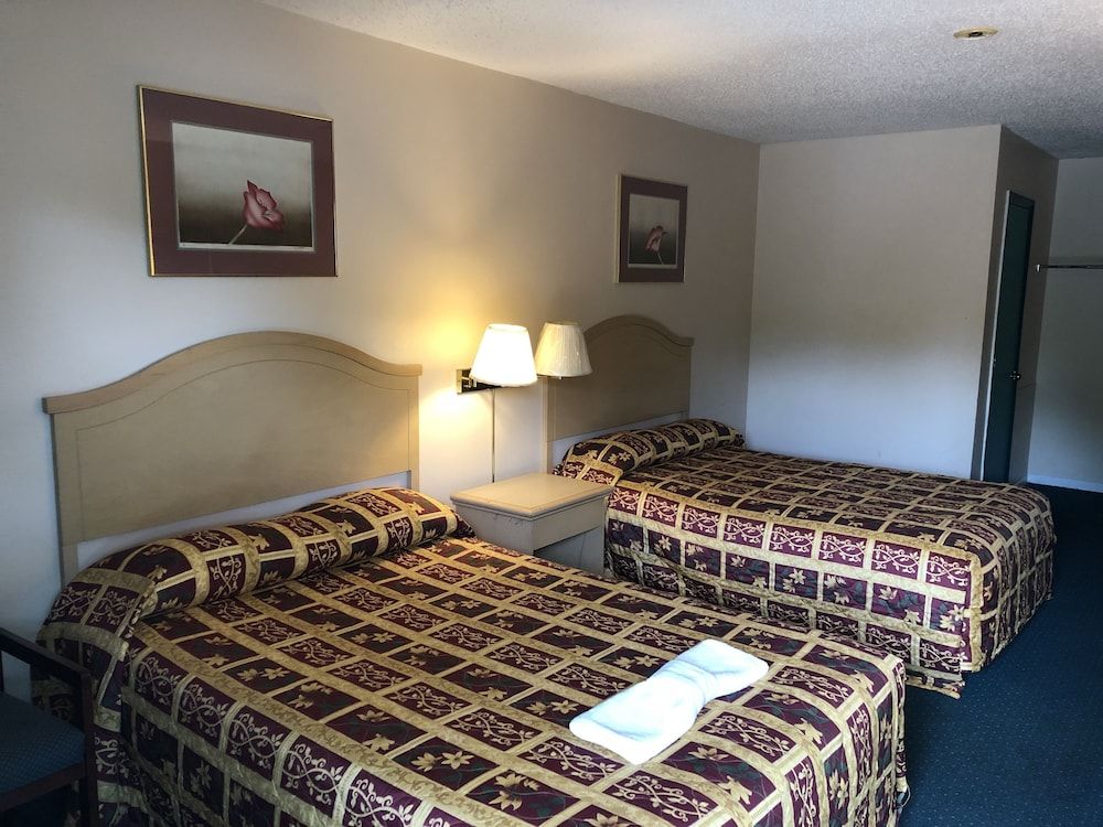 Red Maple Inn - featured photo