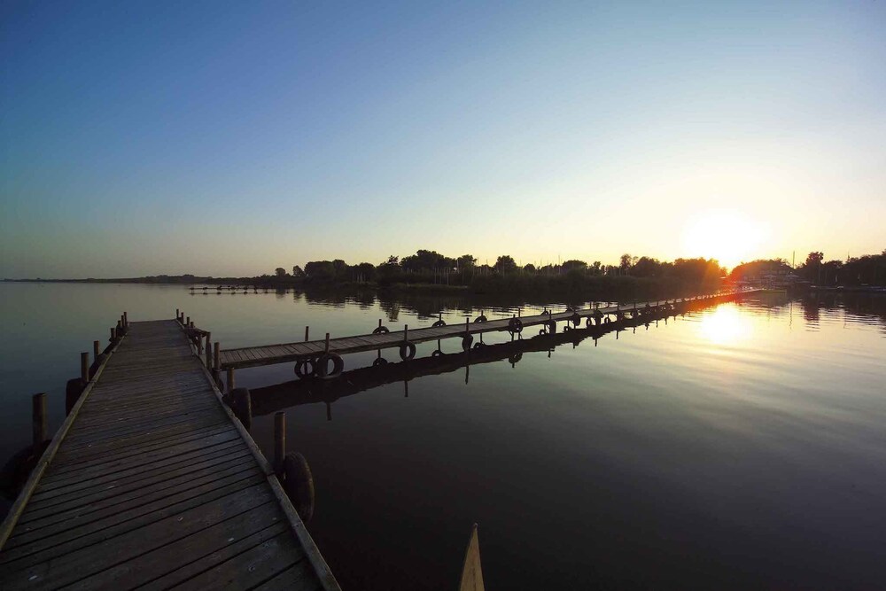 Dock