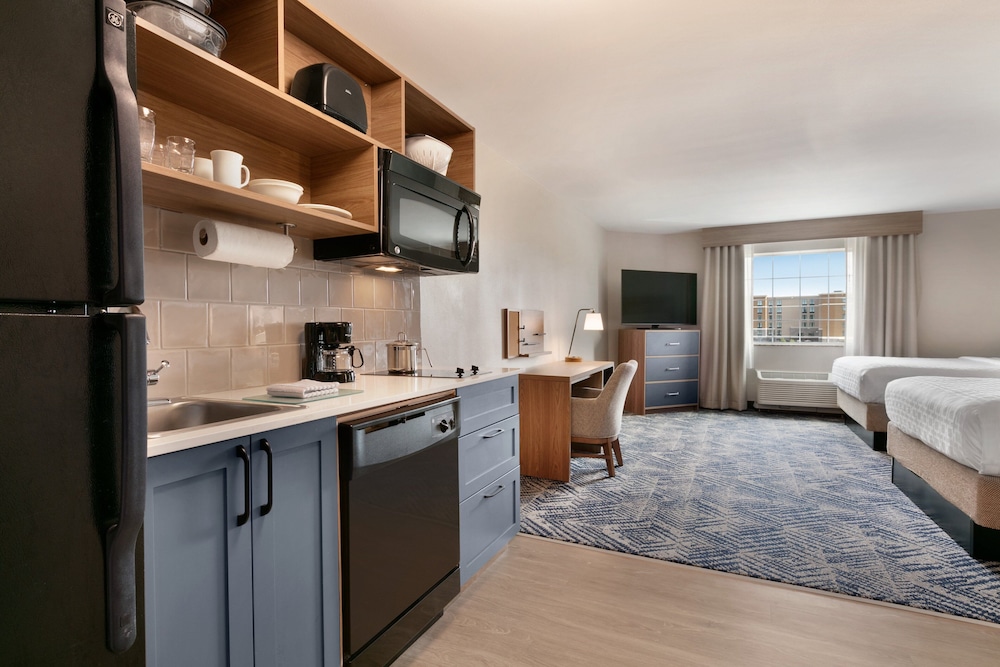Candlewood Suites Asheville Downtown an IHG Hotel - photo 3