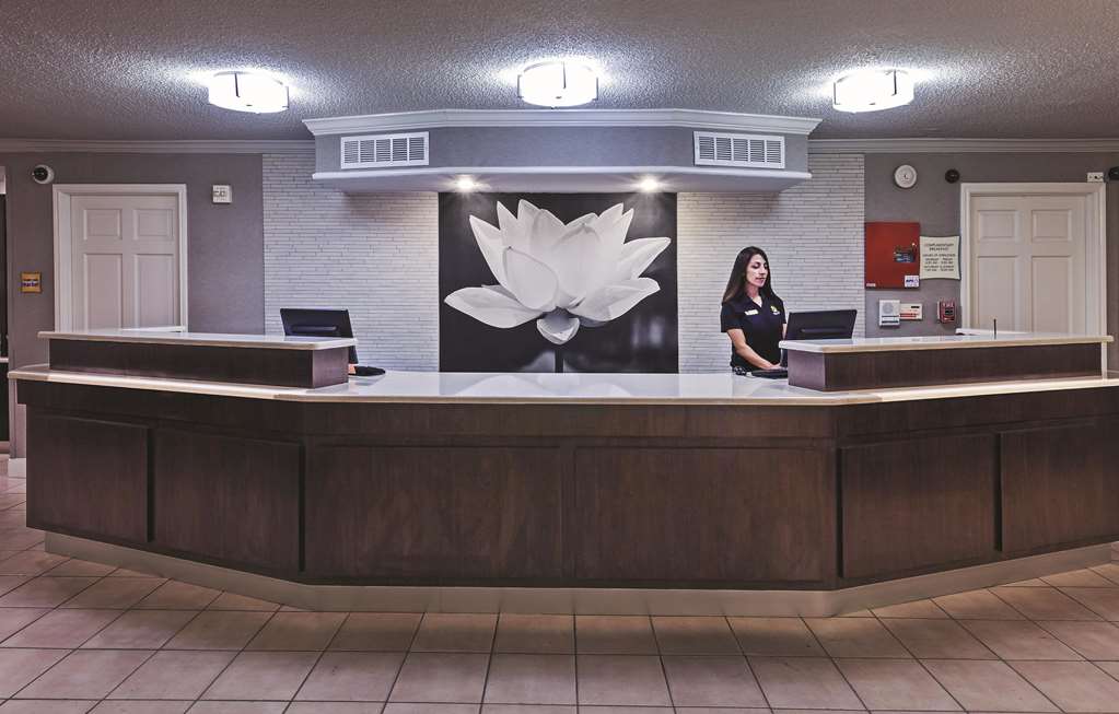 La Quinta Inn by Wyndham and Conference Center San Angelo - photo 4