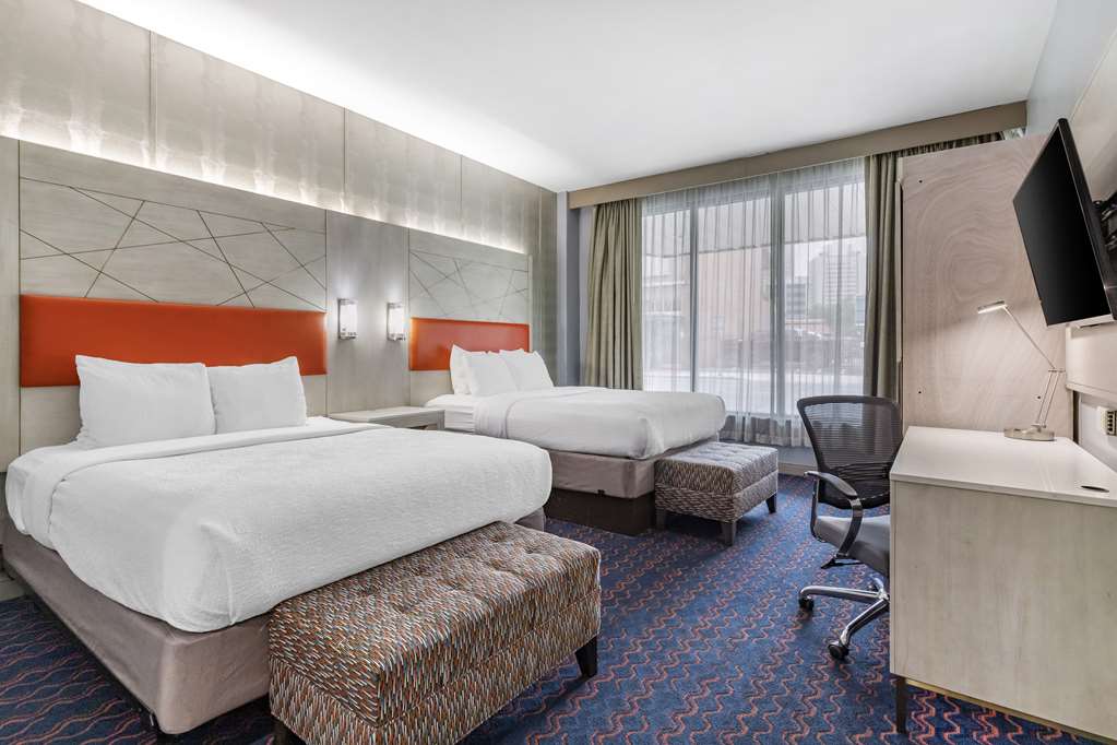 Best Western Premier Historic Travelers Hotel Alamo Riverwalk - photo 2