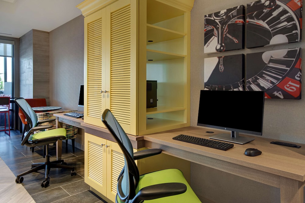 Home2 Suites by Hilton Las Vegas North - photo 3