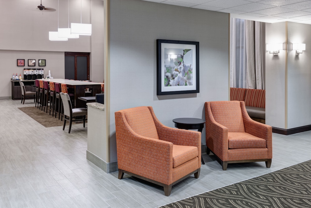 Hampton Inn & Suites Dothan - photo 4