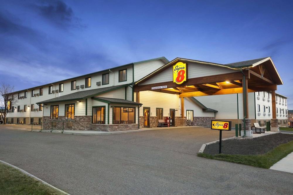 Super 8 by Wyndham Bozeman - featured photo